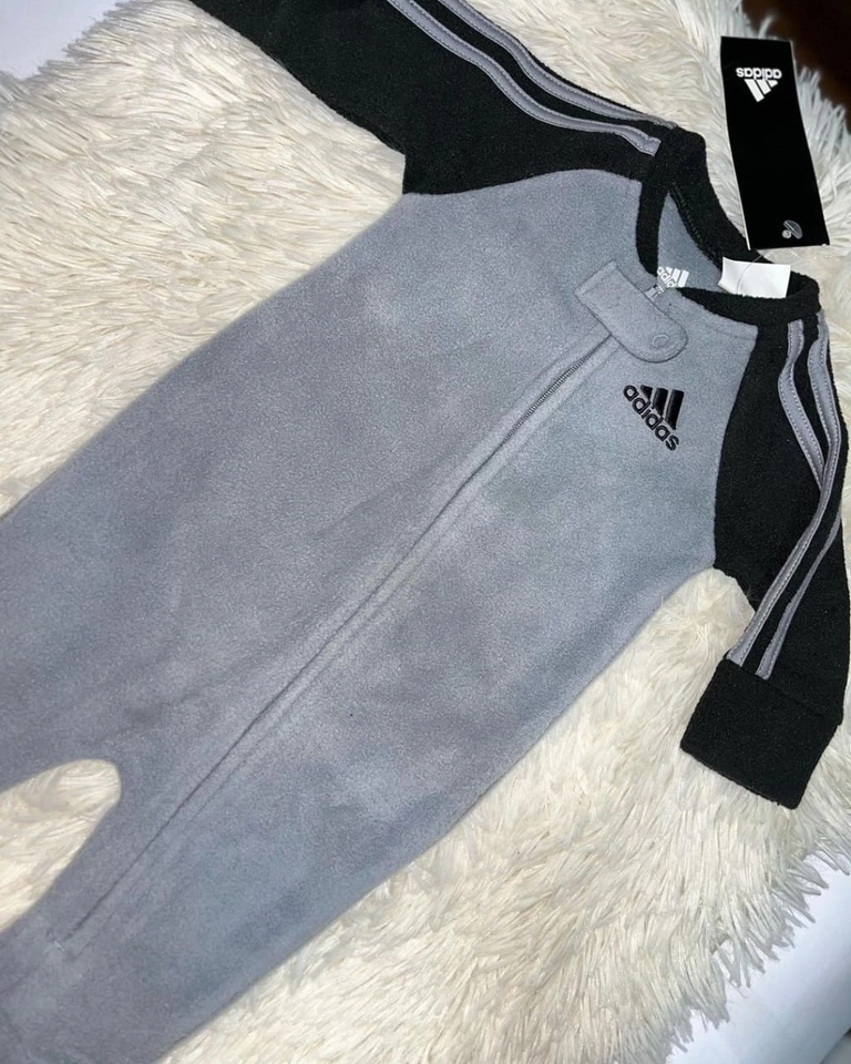 Macacão Adidas Fleece - 2