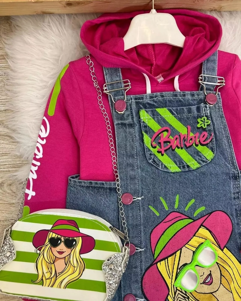 Jardineira Barbie  - 2