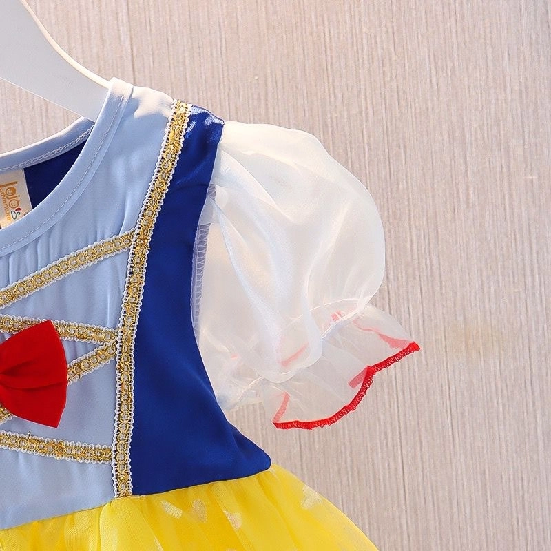 Fantasia Branca De Neve  - 2