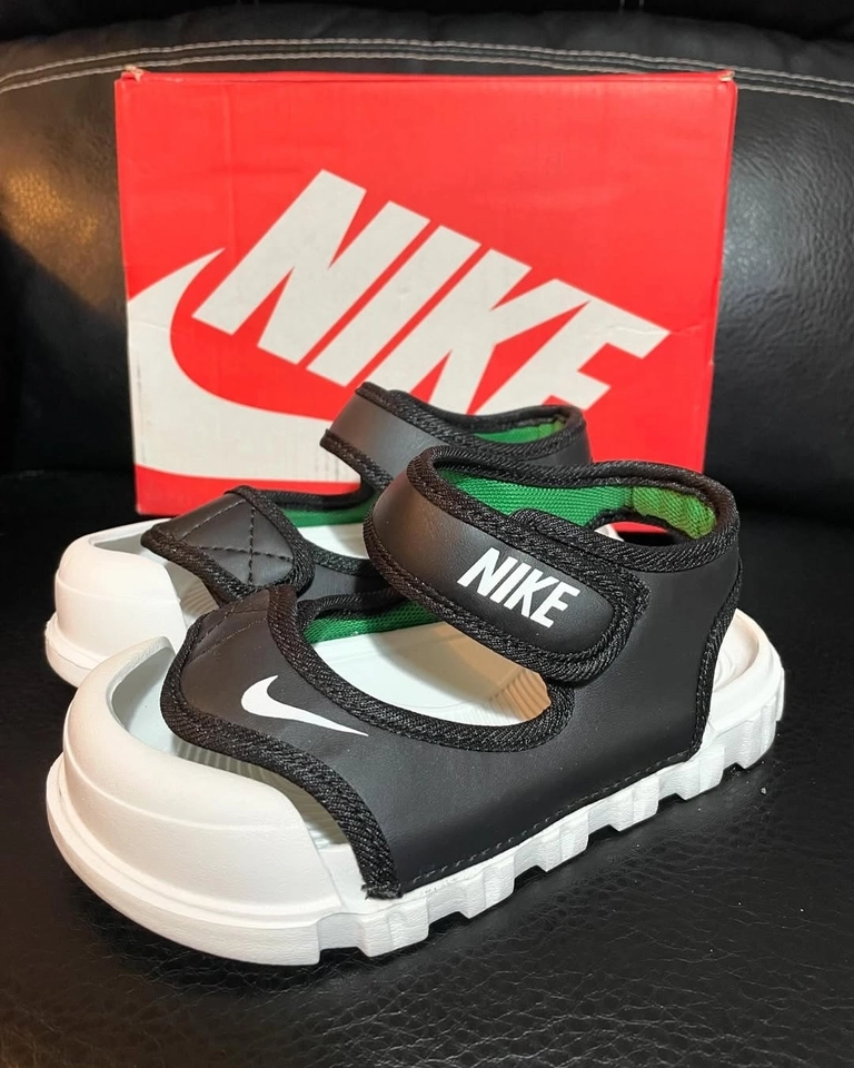 Sandália Nike  - 3