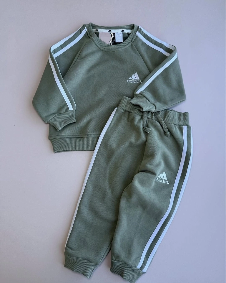 Conjunto Adidas - 1