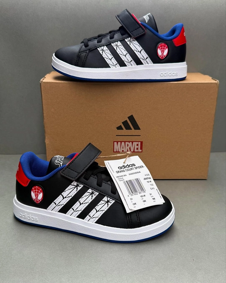 Tênis Homem aranha Adidas 