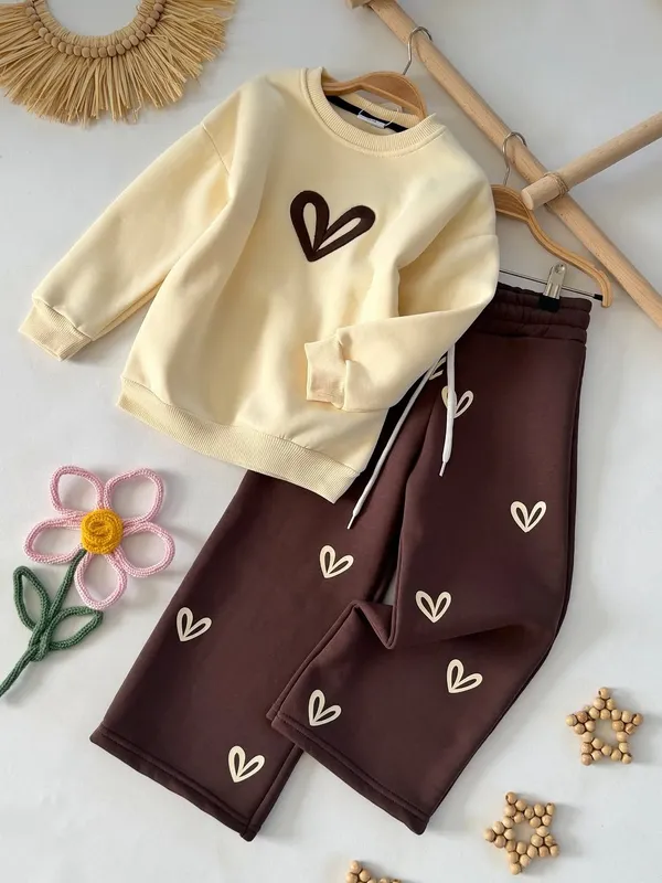 Conjunto moletom coração 