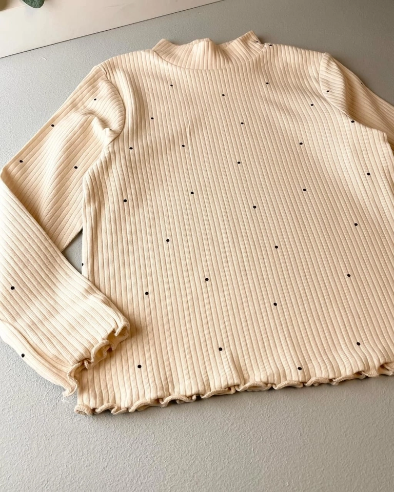 Kit com 2 Blusas - 6