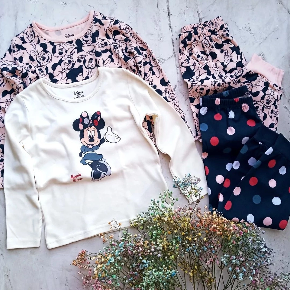 Kit com 2 Pijamas - 1