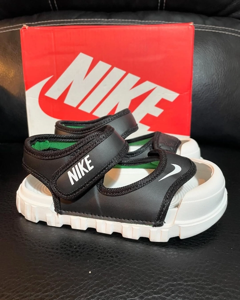 Sandália Nike  - 1