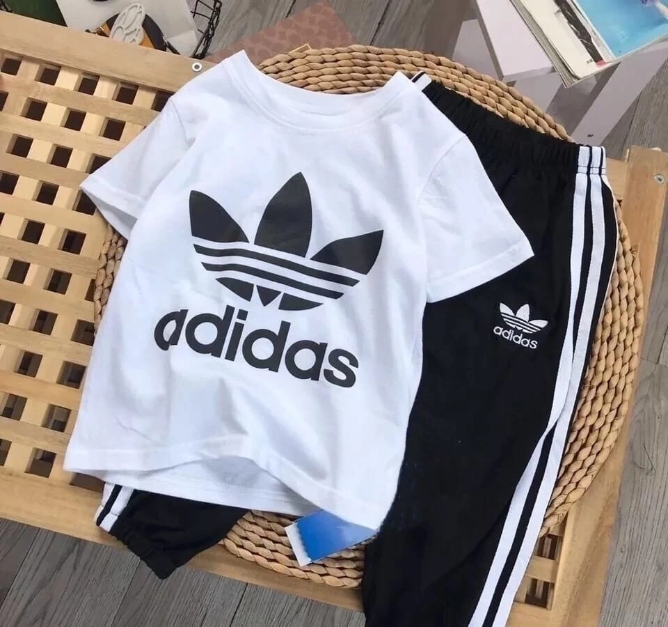 Conjunto Adidas - 5