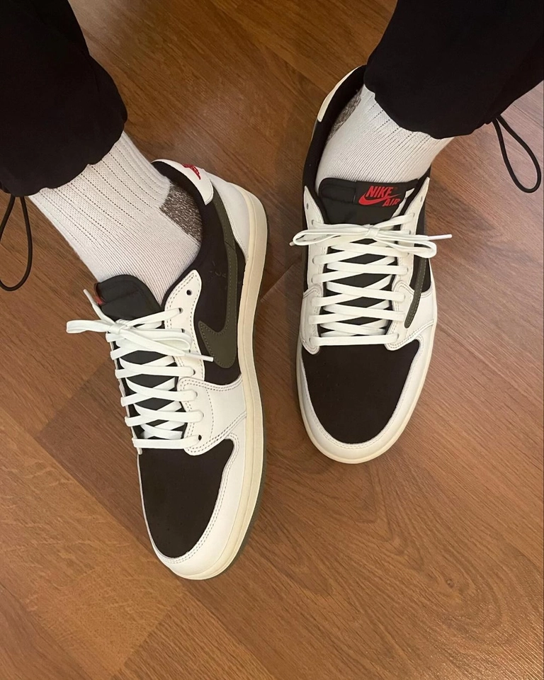 Air Jordan olive - 7