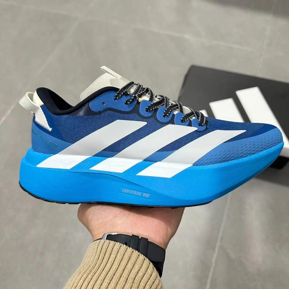 Adidas adizero ATR - 4
