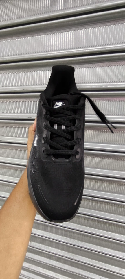 Nike vomero Premium preto e branco  - 8