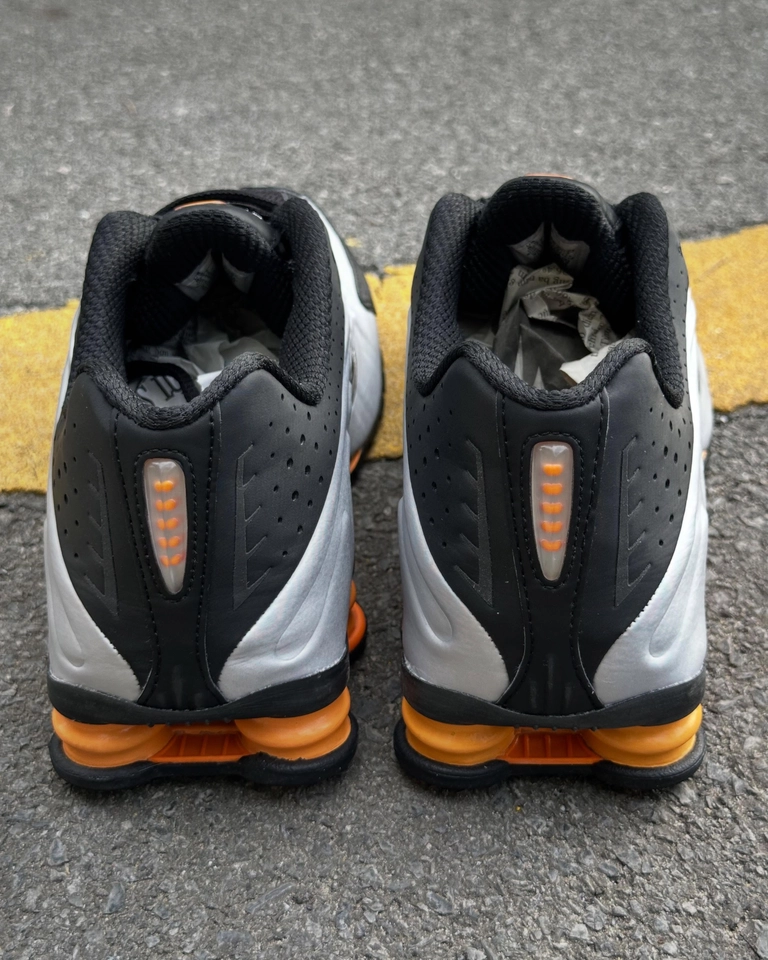 Nike Shox R4 - 5