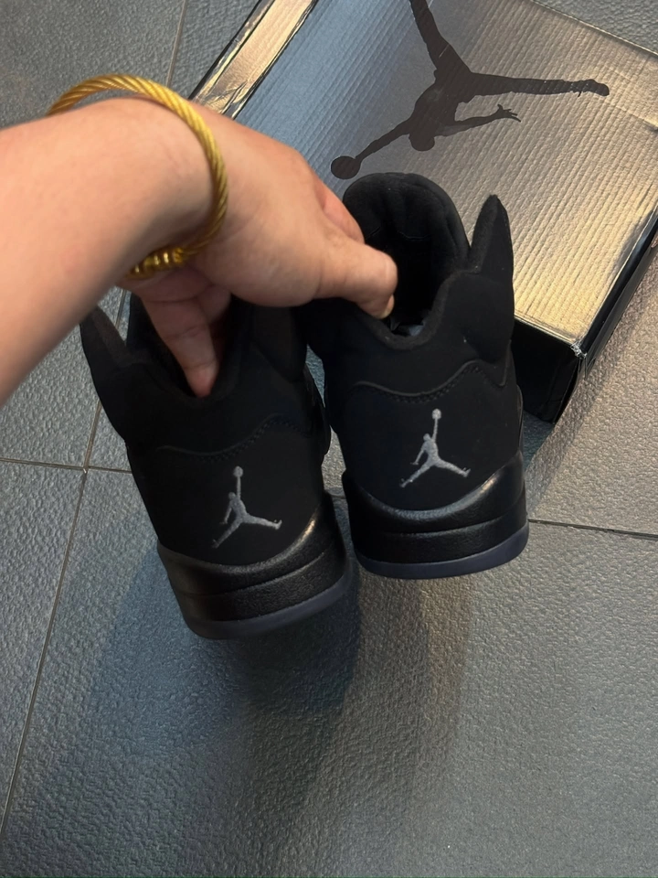 Air Jordan 5 black - 4