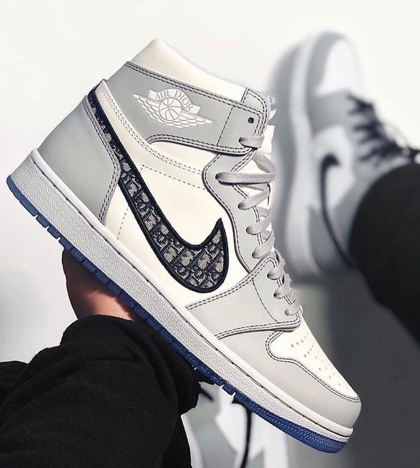 Air Jordan 1 Dior