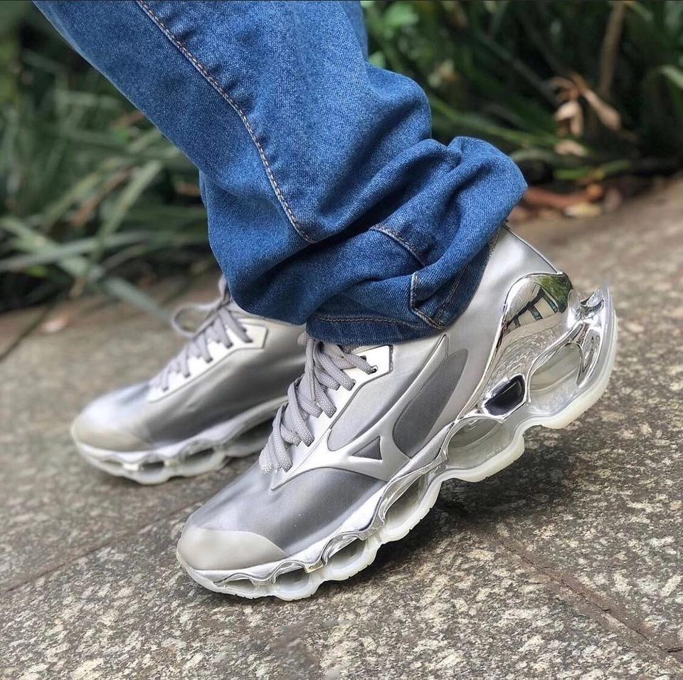 Mizuno Sorayama prata
