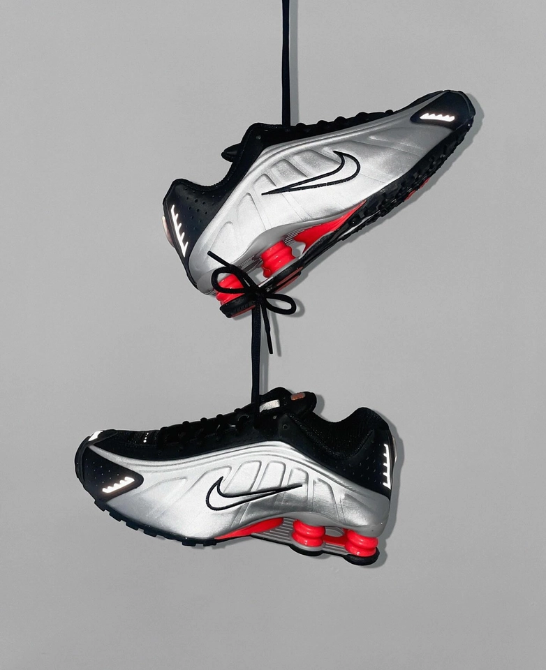 Nike Shox R4