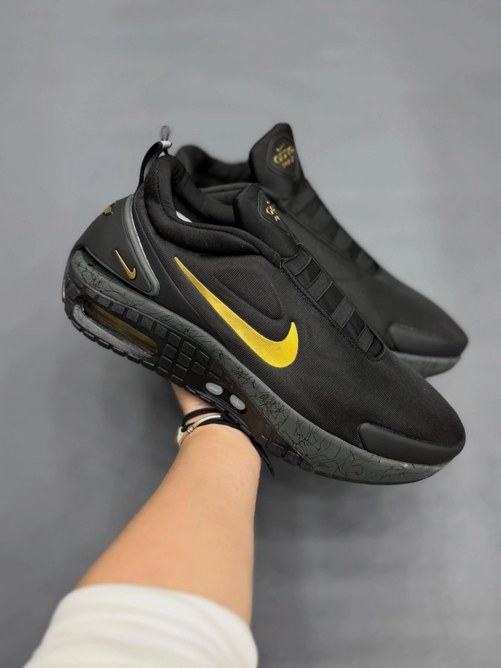Nike adapt - 2