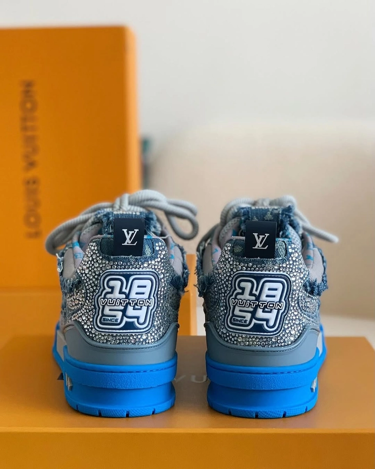 Louis Vuitton Blue swarosviki - 6