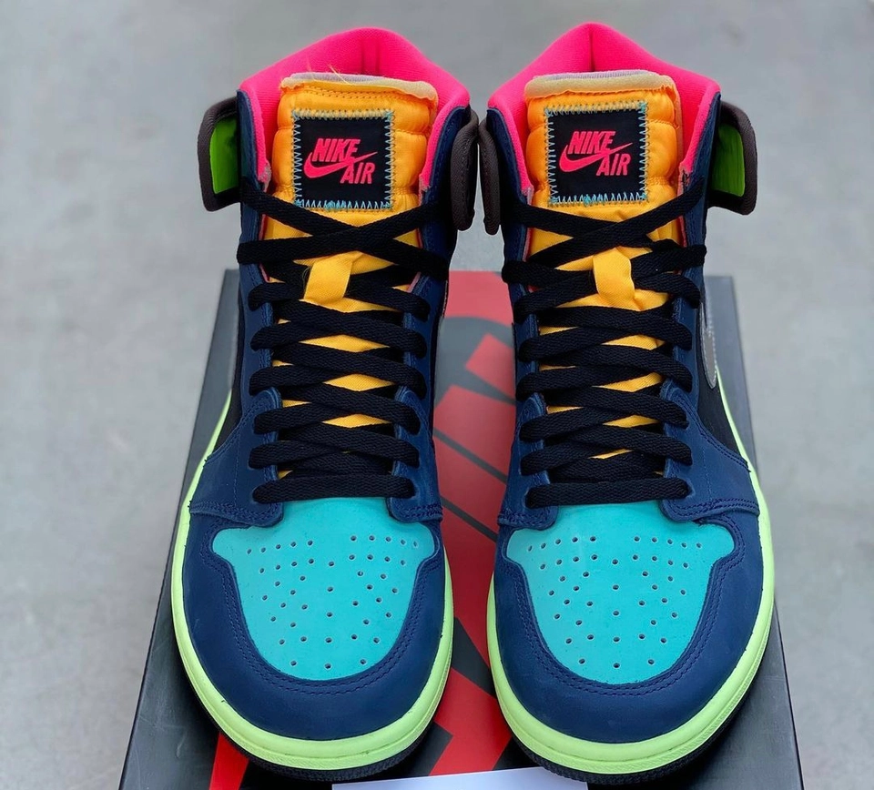 Air Jordan 1  - 6