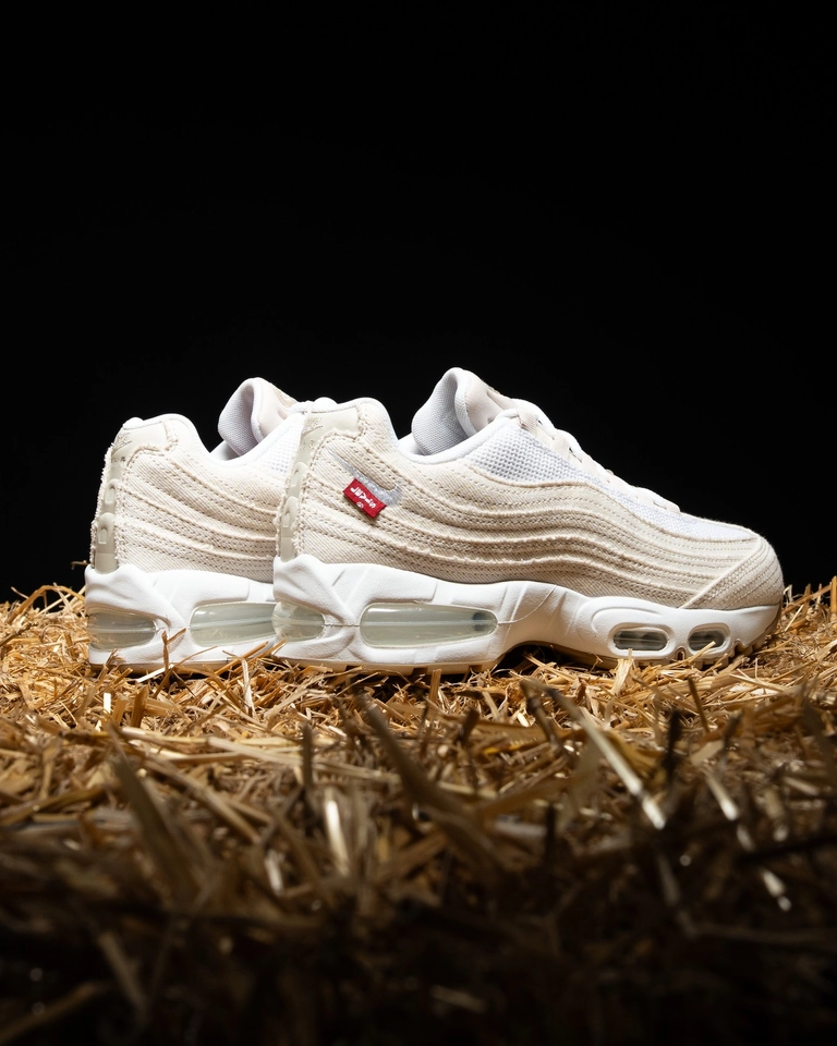 Nike 95 Denim off white