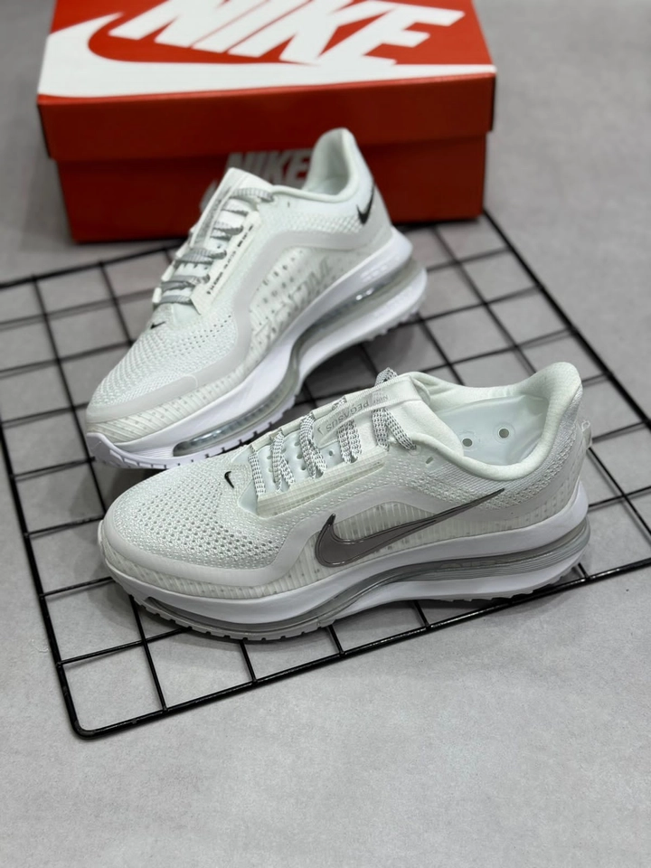 Nike Pegasus Premium 1.1 - 7