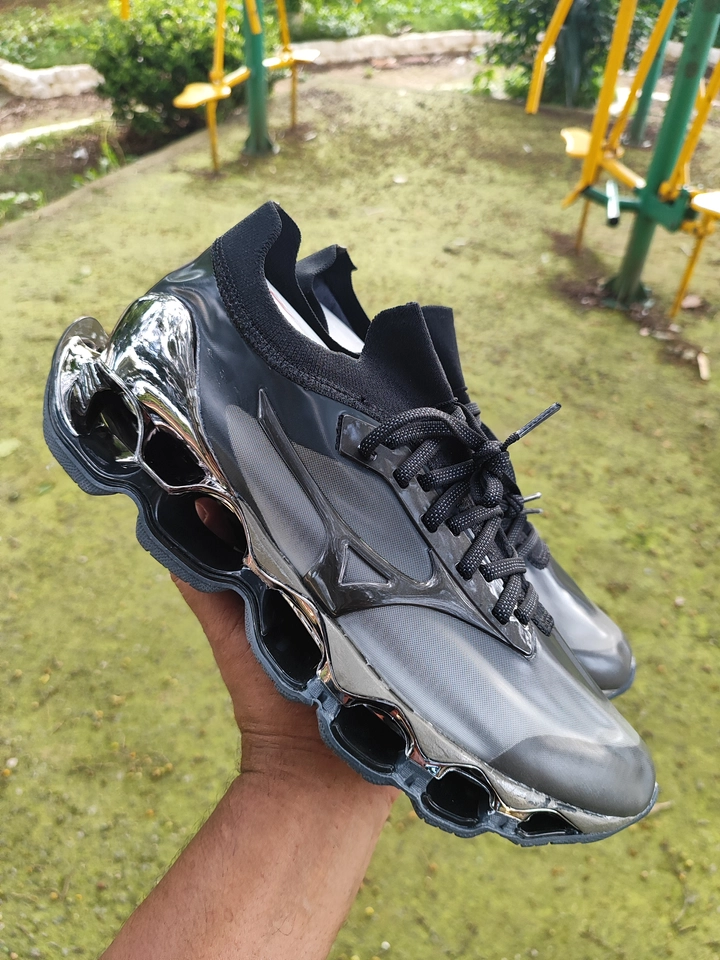 Mizuno Sorayama preto  - 7