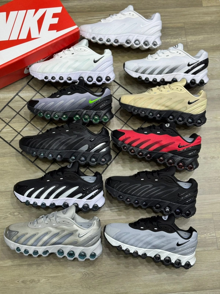 Nike Air Max DN 8
