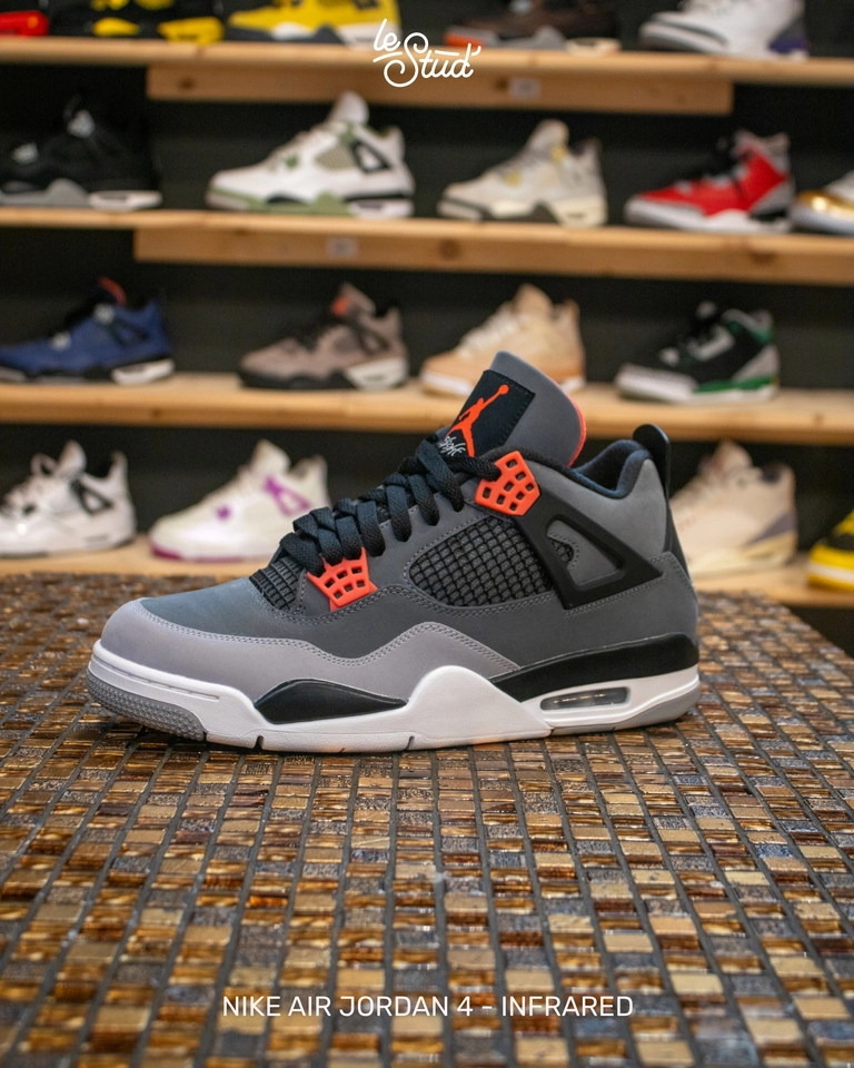 Air Jordan 4 infrared
