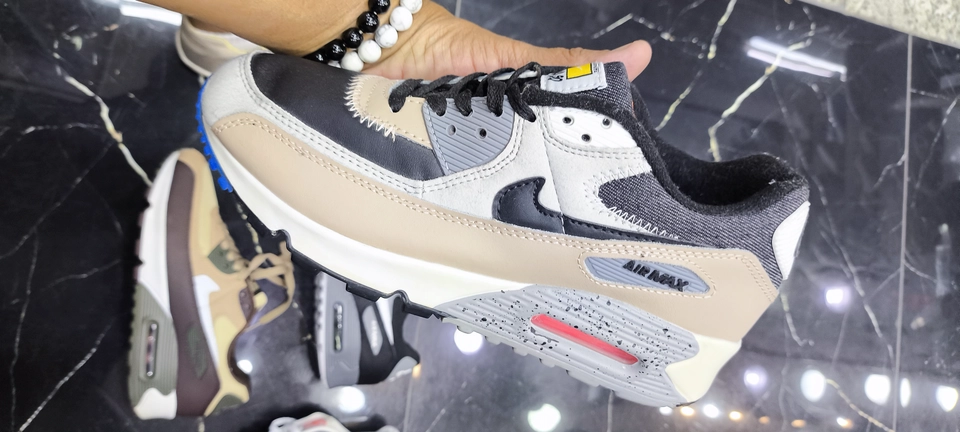Nike Air Max 90 - 8