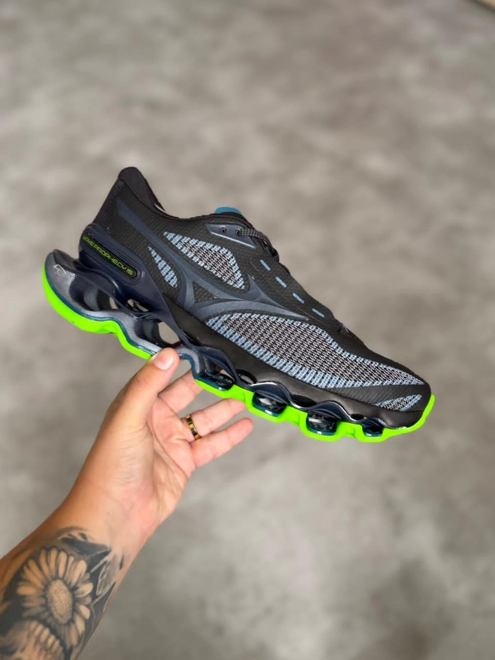 Mizuno 15 preto e verde - 2