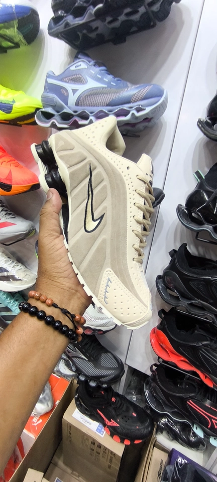 Nike Shox R4 - 6
