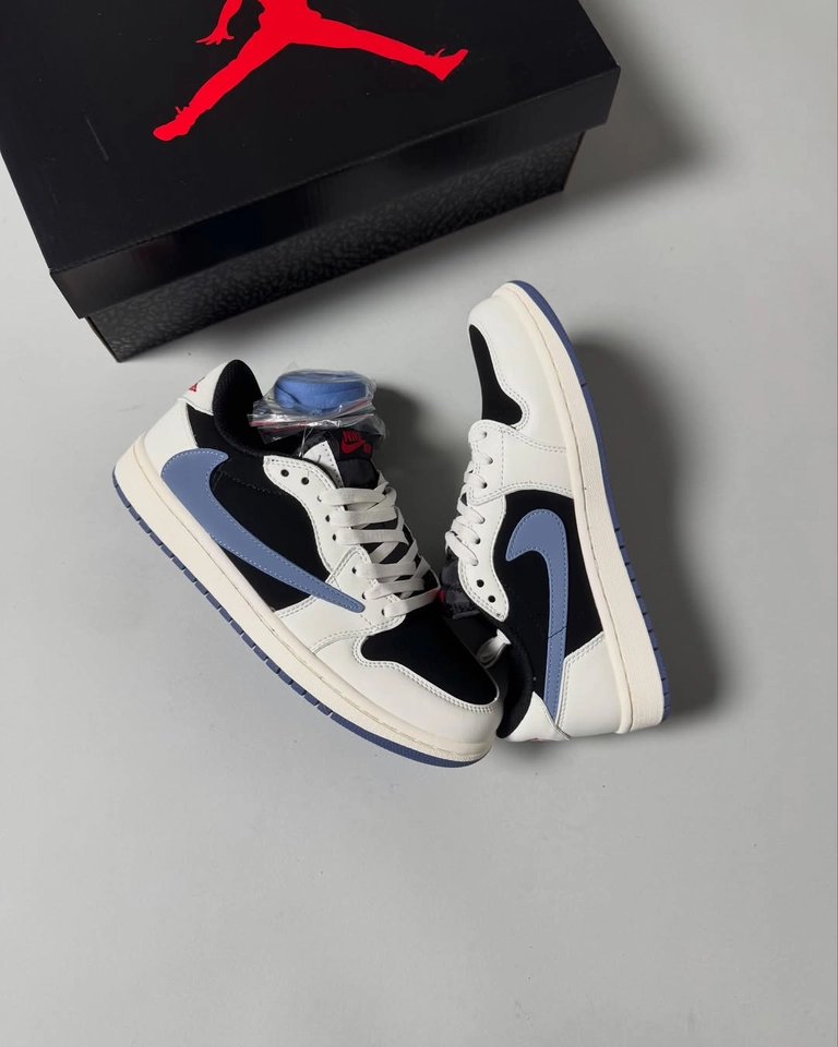 Jordan Travis Scott baby blue - 4