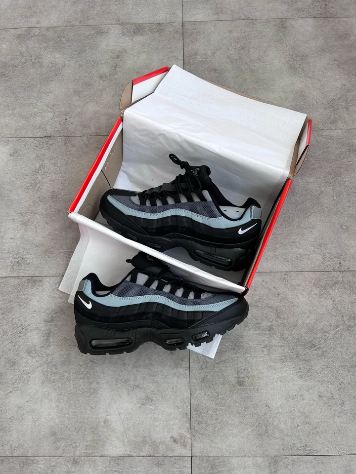 Nike Air Max 95 - 8