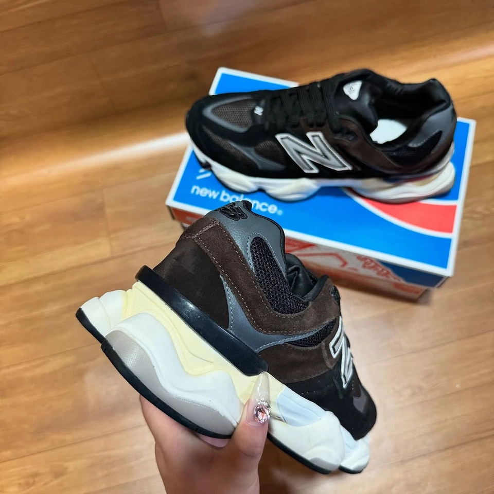 New balance 9060 marrom - 2