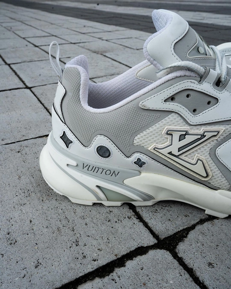 Louis Vuitton runner static - 4