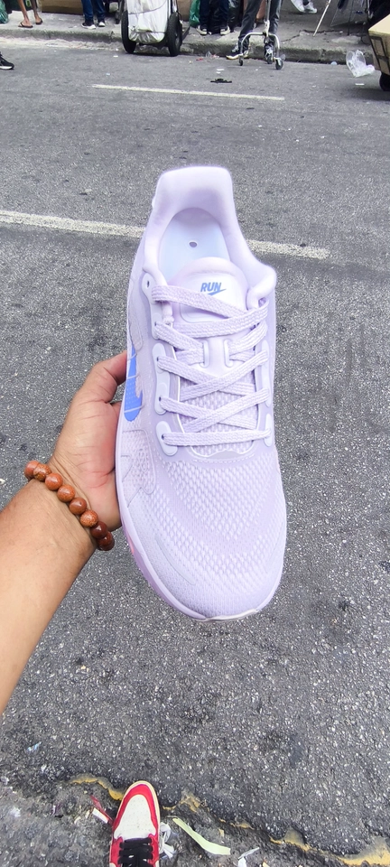 Nike  vomero 2026 - 5