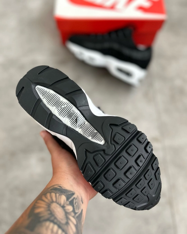 Nike Air Max 95 - 6
