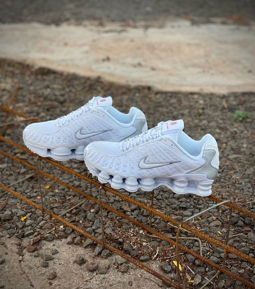 Nike Shox 12 molas 