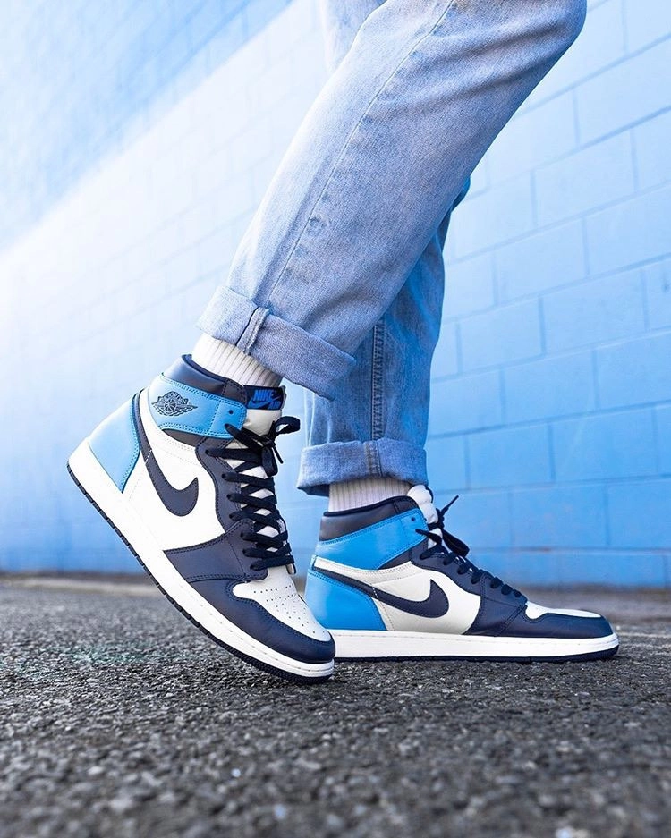 Air Jordan 1 - 3