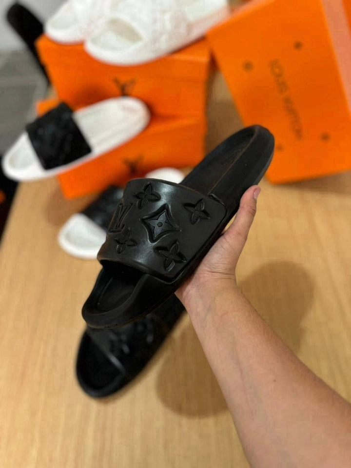 Chinelo LV masculino  - 4
