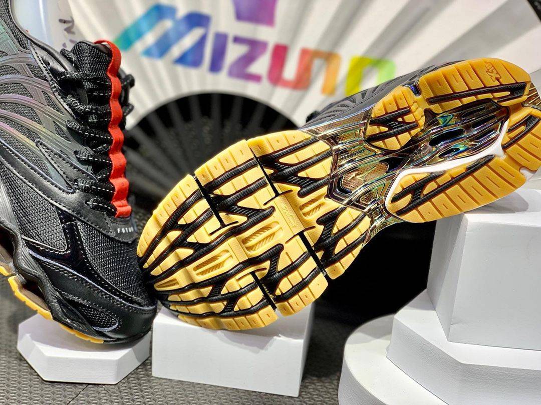 tênis Mizuno futur - 5