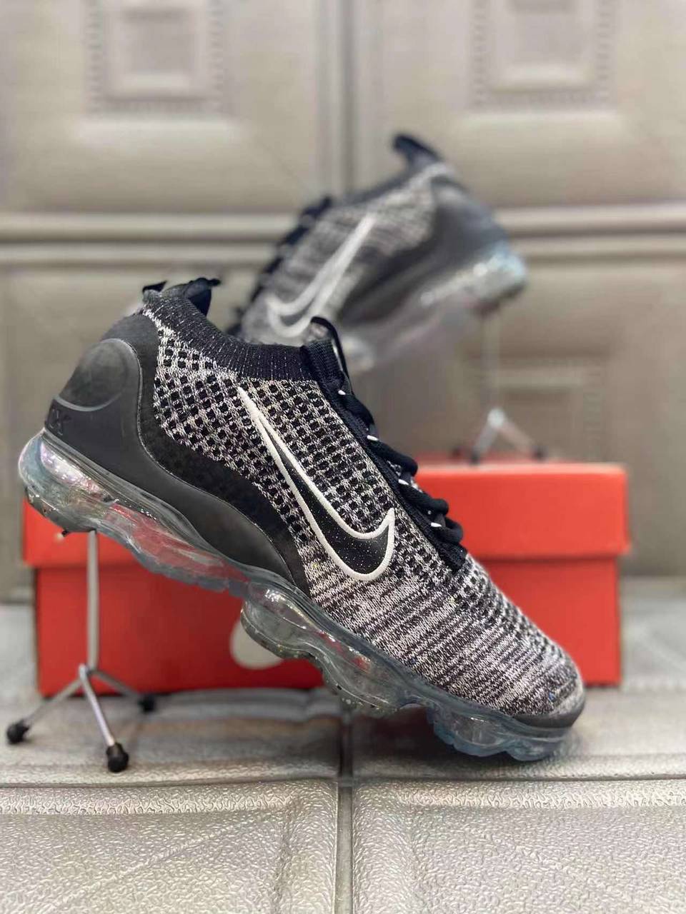 Nike Vapormax 5.0 - 4