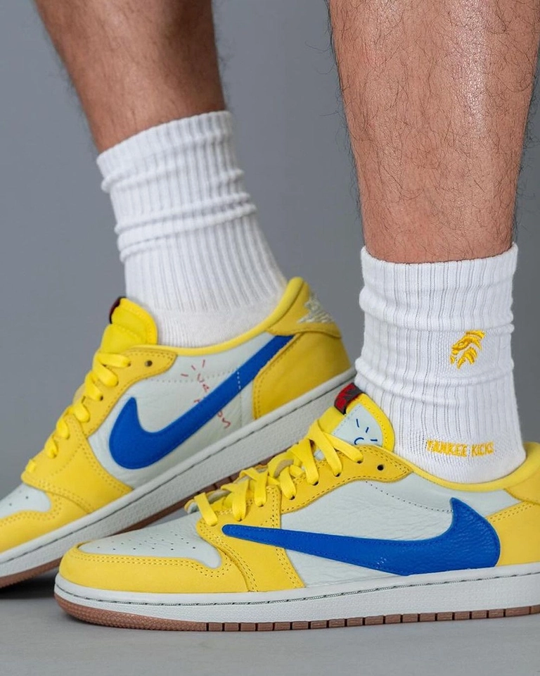 Nike Travis Canary - 2