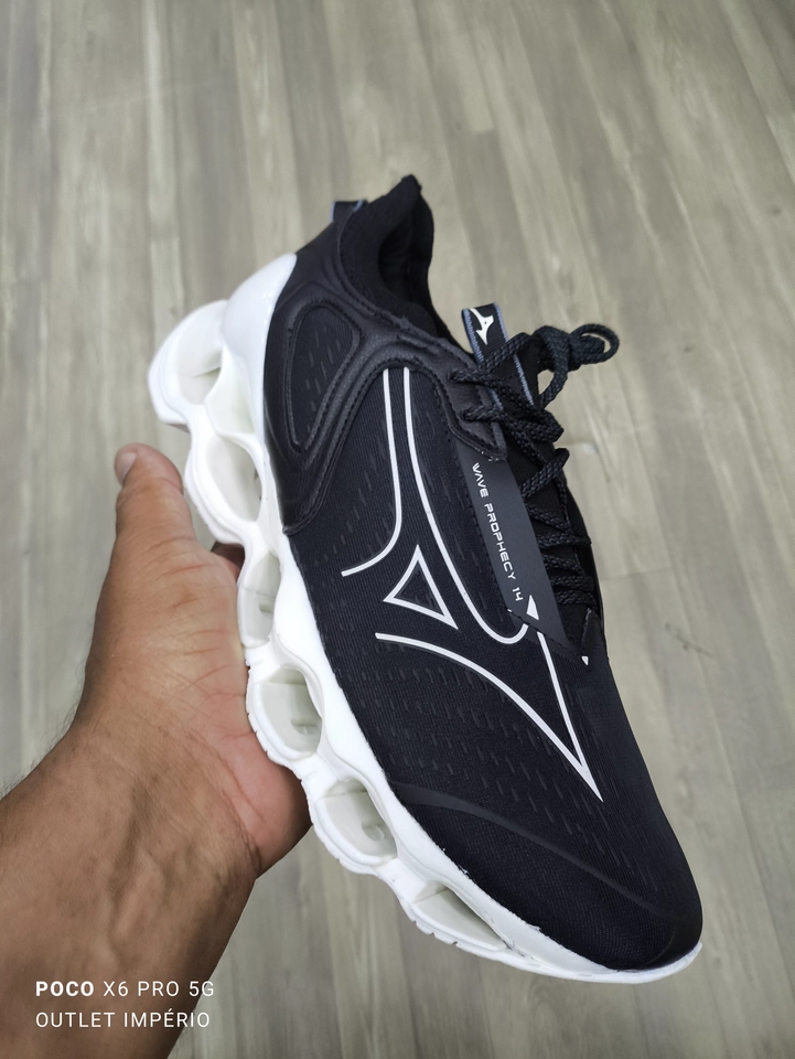 Mizuno prophecy 14 preto e branco  - 8