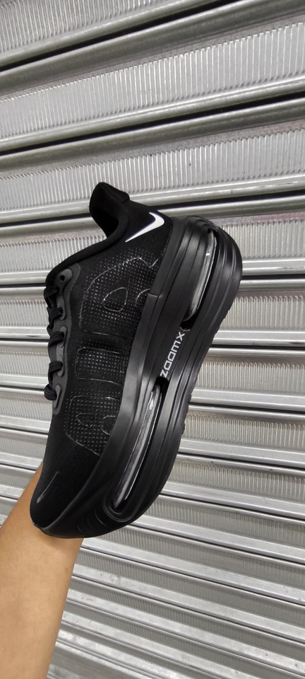 Nike vomero Premium preto e branco  - 3