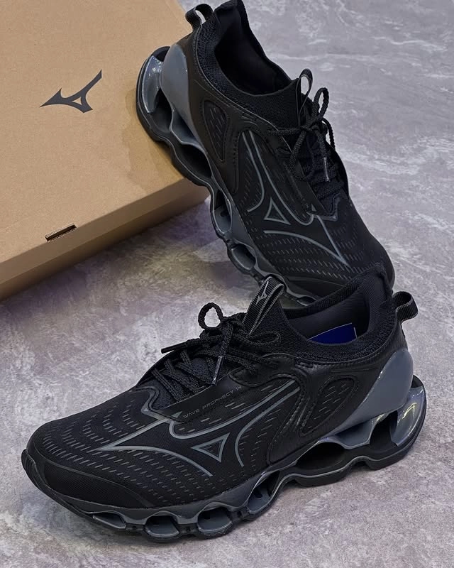 Mizuno Prophecy 14 - 3