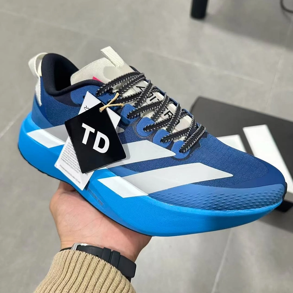 Adidas adizero ATR - 1