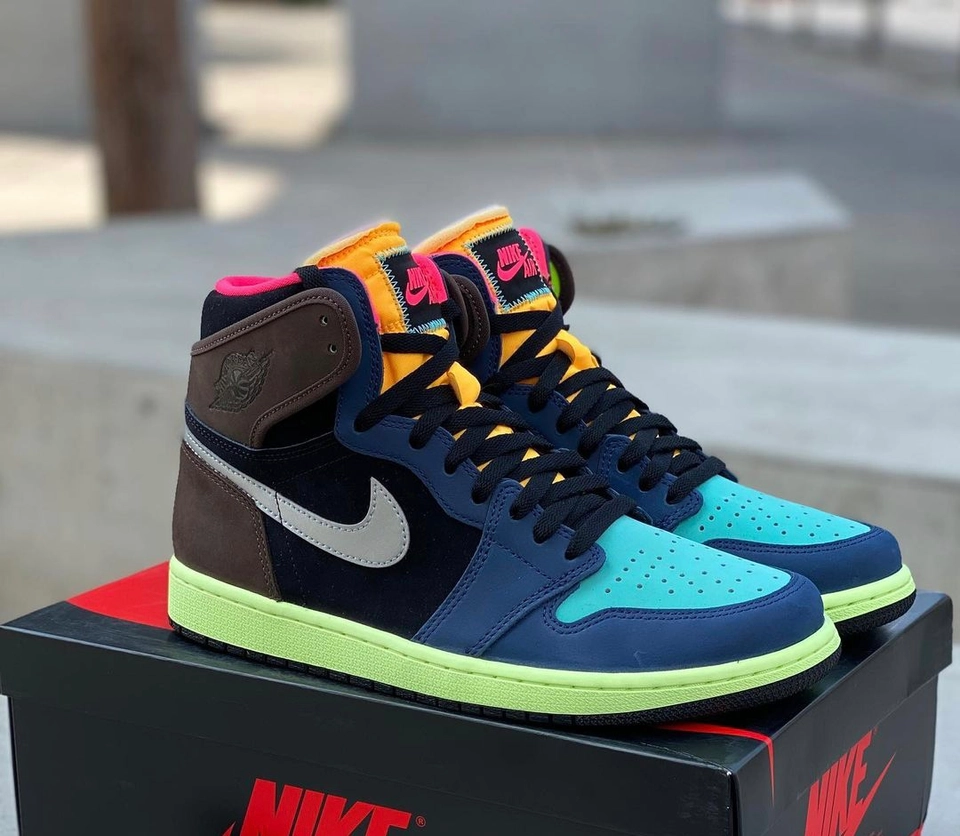 Air Jordan 1  - 4