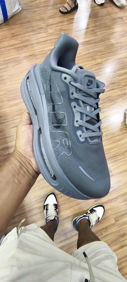 Nike vomero cinza  - 2