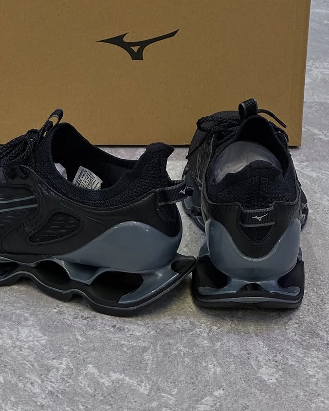 Mizuno Prophecy 14 - 4