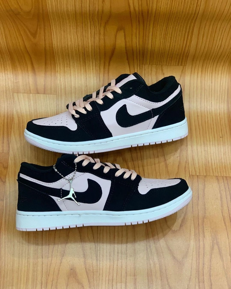 Nike Jordan preto e rosa - 1